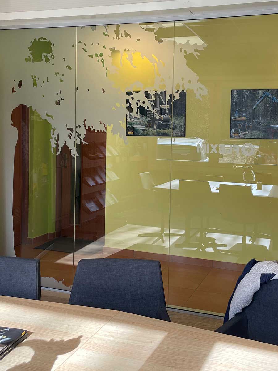 Mliečne fólie v kancelárii