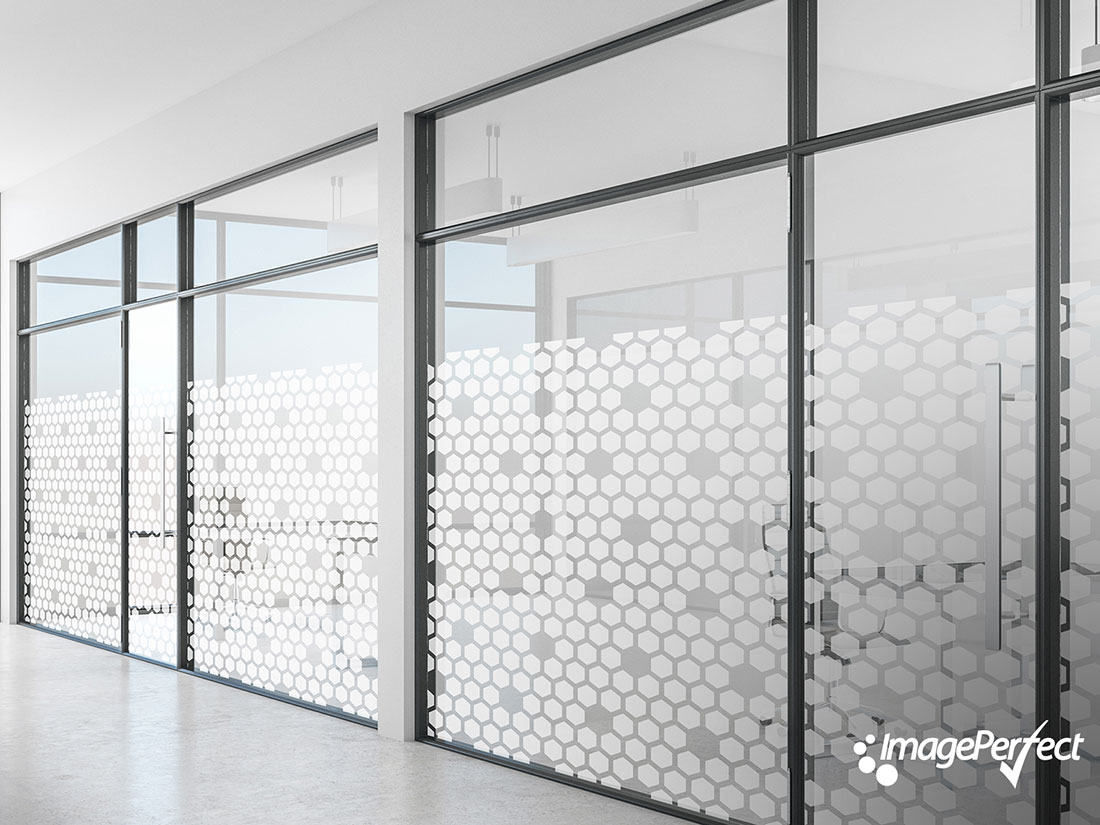 Piesková, mliečna fólia v interiéri