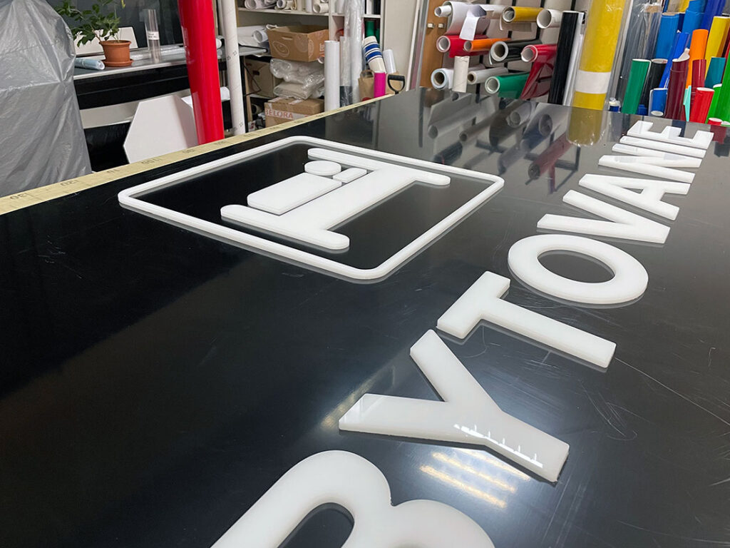 Výroba reklamnej tabule