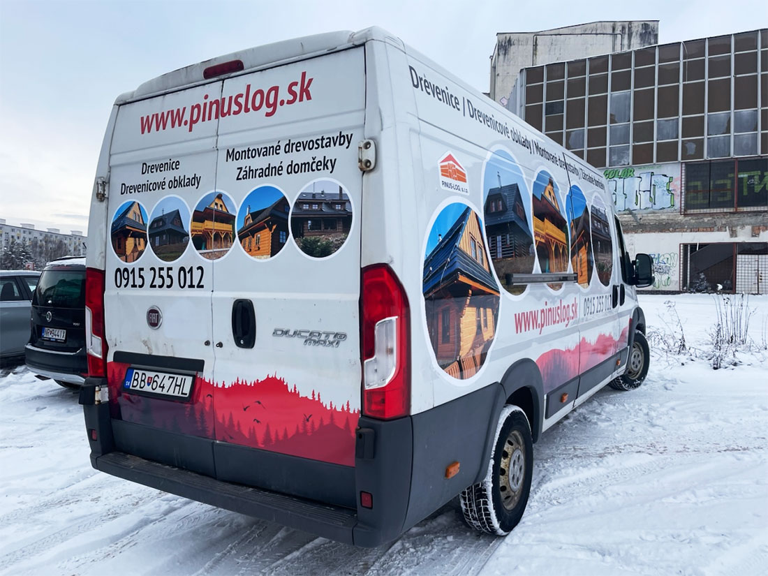 Ukážka polepu dodávky, pohľad zozadu